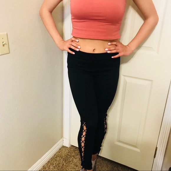 ‼️SOLD OUT‼️ 🔥LAST ONE LEFT 🔥Express Leggings - Picture 7 of 8